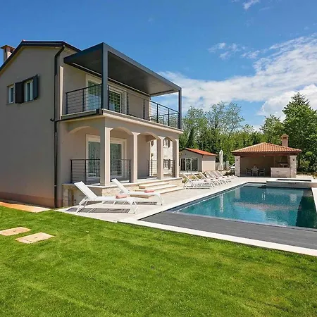 Denis Holiday home Cerjani