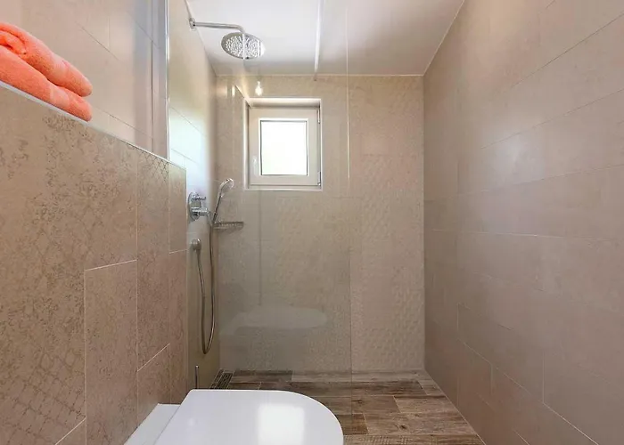 Vakantiehuis Denis Cerjani