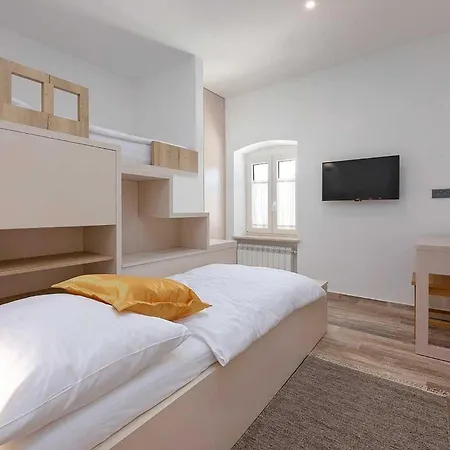 Denis Dom wakacyjny *