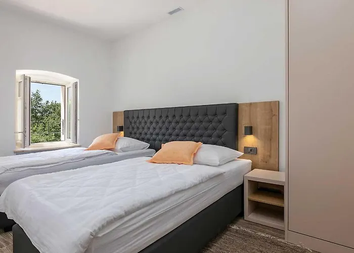 펜션 Denis Cerjani